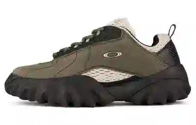 Brain Dead x Oakley Factory Team Chop Saw Black