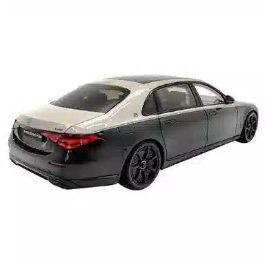 Almost Real S680