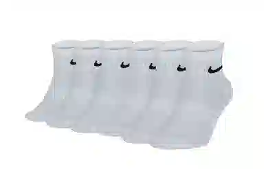 Nike Everyday Lightweight Logo
