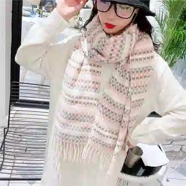 优幽兰 经典款加厚防风防寒保暖护脖休闲 绒线围巾 女款 礼盒装