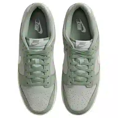 Nike Dunk Low SE