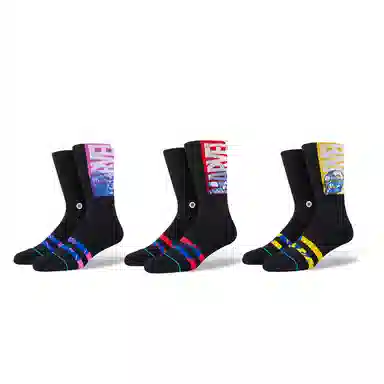 Stance x MARVEL LOGO 1