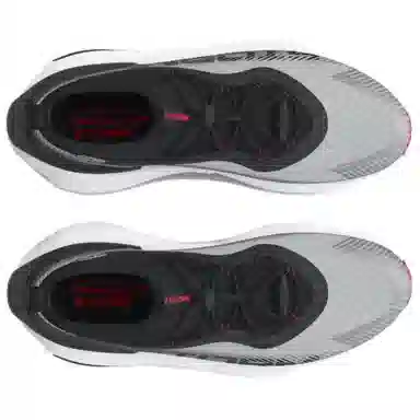 Under Armour Phantom 4