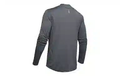 Under Armour T