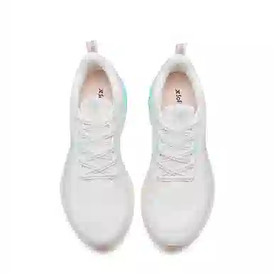 特步 舒适简约百搭 防滑耐磨 低帮 跑步鞋 女款 蓝白色