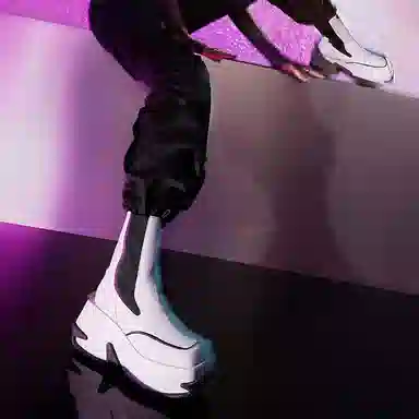 Daphne Lab Chelsea Boots