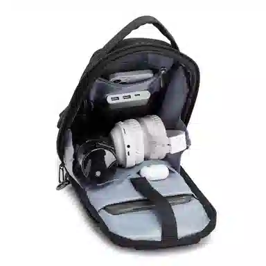 真维斯 潮流机能风街头休闲百搭高颜值初高中大学生多功能大容量轻便通勤运动 织物 胸包单肩包斜挎包背包 常规 男款 黑色