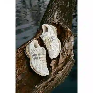 New Balance 1906R White Grey