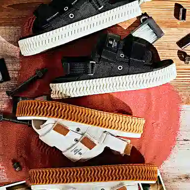 EXCELSIOR BOLT SANDAL