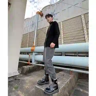 VICKI BROWN Martin Boots Black