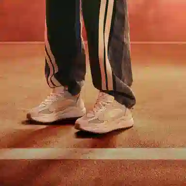 Champion Retro Sports Champ Breaker 2.0