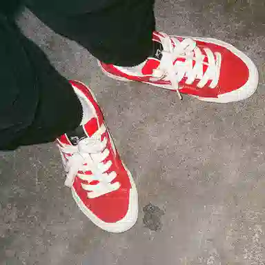 oddCIRKUS Astley Pro