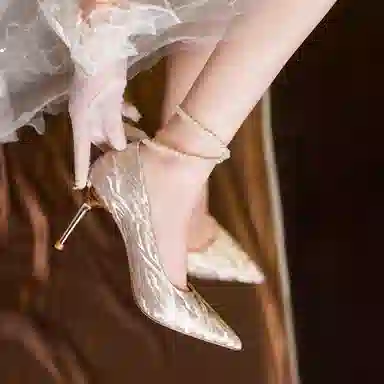 KATHRYN WILSON 8.5cm