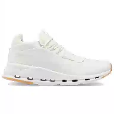 On Cloudnova Undyed