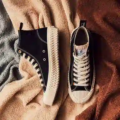 EXCELSIOR BOLT FLEECE