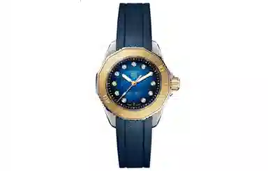 TAG HEUER 30mm WBP2450.FT6215