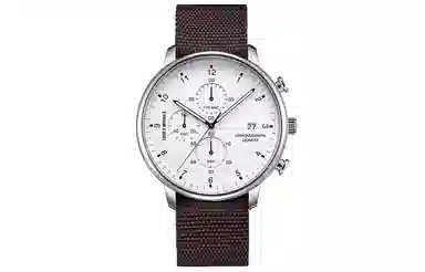 ISSEY MIYAKE 50 42.4mm NYAD006Y-person