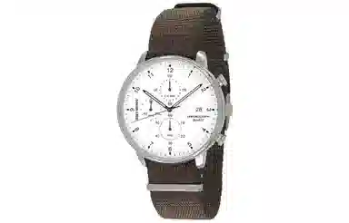 ISSEY MIYAKE 50 42.4mm NYAD006Y-person