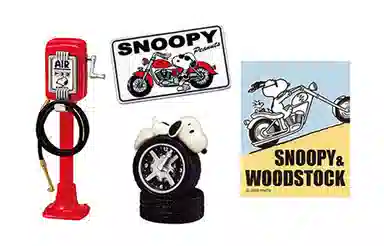 RE-MENT Snoopy's Garage 8