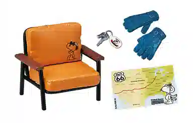 RE-MENT Snoopy's Garage 8