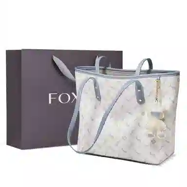 FOXER Tote