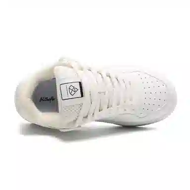 ALI THE FOX Balance Lightweight Low Sneakers