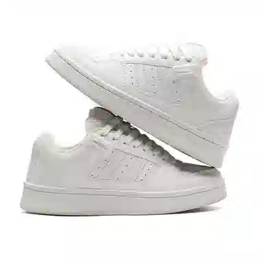 ALI THE FOX Balance Lightweight Low Sneakers