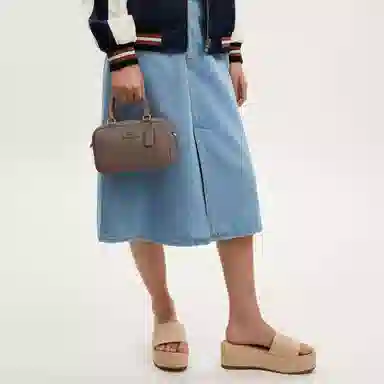 COACH Satchel 19 Logo