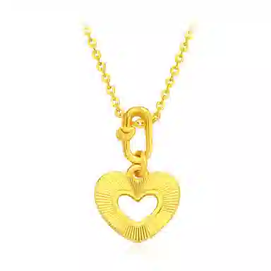 周大福 精美镂空鱼鳞爱心足金黄金项链 足金 按克计价 黄金项链 女款