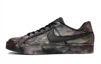 Nike Court Royale