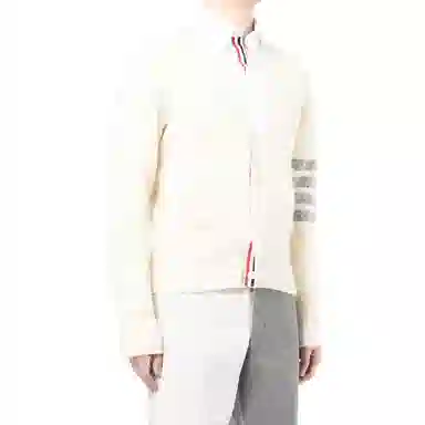 THOM BROWNE FW22 V