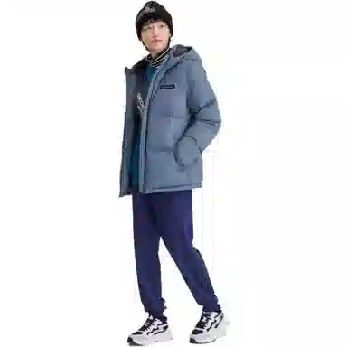 Skechers
