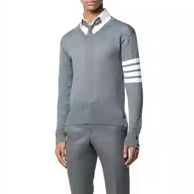 THOM BROWNE V