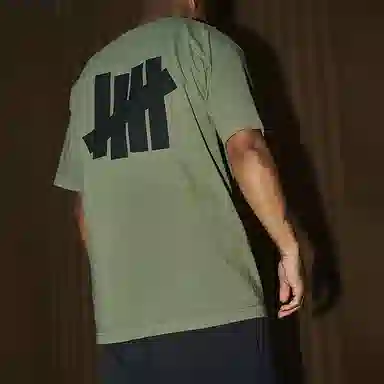 UNDEFEATED LOGOICON SS24 T