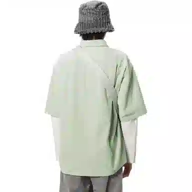 速写 纯色尖领宽松休闲短袖衬衫 男款 水蓝色