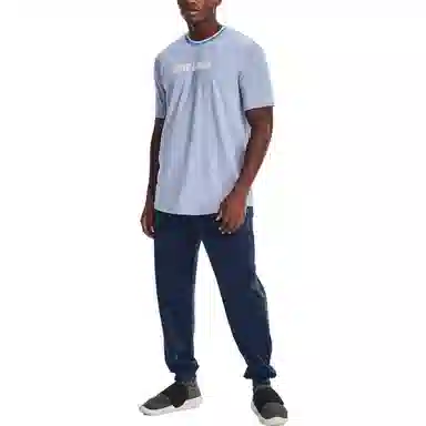 Under Armour T