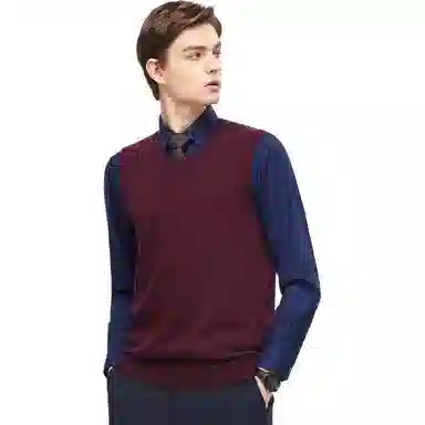 YOUNGOR V