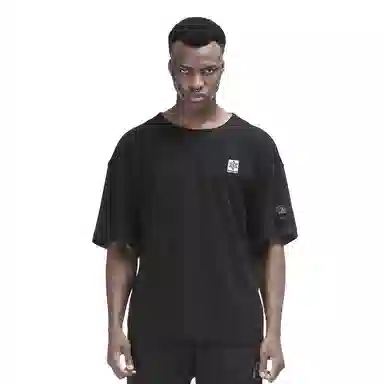 NORVINCY T