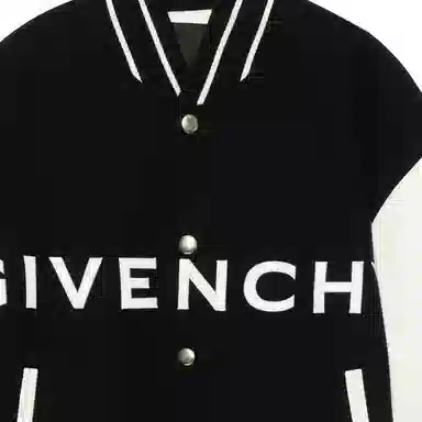 GIVENCHY Logo