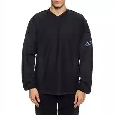 Vetements FW22 V-Neck Pullover Black