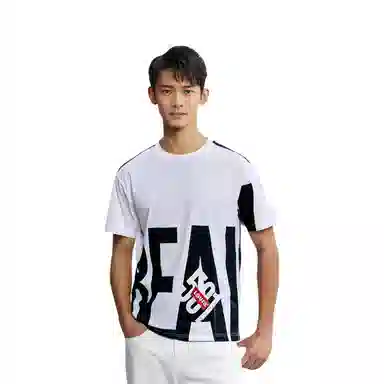Levis SS22 T