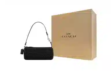 COACH Nolita 19