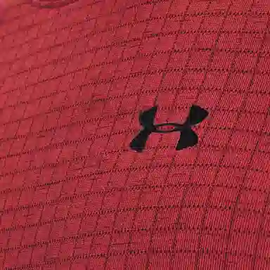 Under Armour T