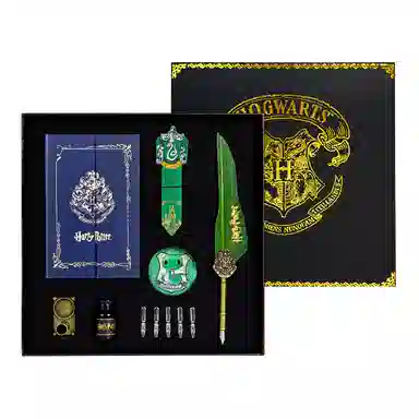 Harry Potter Feather Pen Gift Set