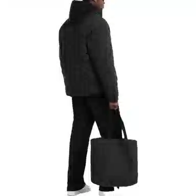 REPRESENT FW22