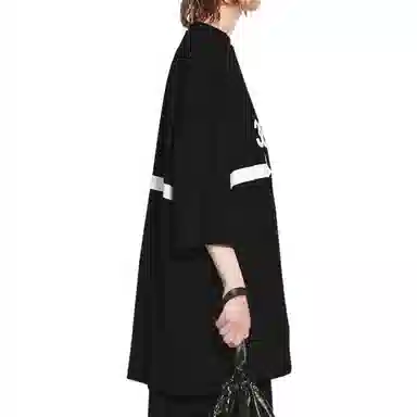 Balenciaga FW22 T