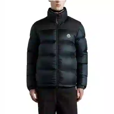 Moncler FW22 Logo