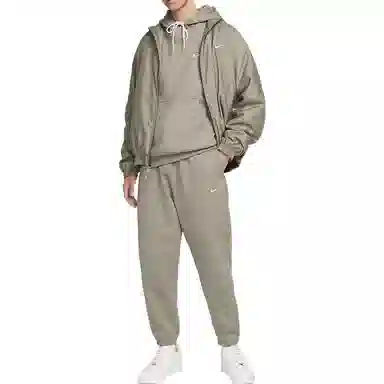 Nike Solo Swoosh