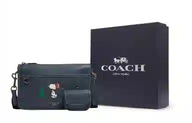 COACH x Peanuts Snoopy Heritage 25