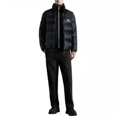 Moncler FW22 Logo